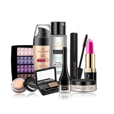 彩妝與衛生用品的雙重奏 現代美妝產品的安全與品質